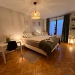 Modern Apartment In The Heart Of Poznan